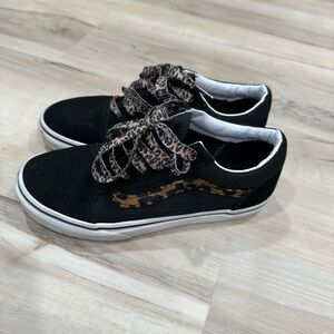 Vans leopard sneakers